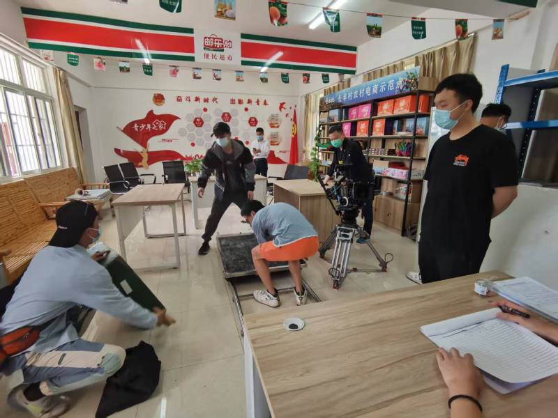 追星女孩心理学分析报告：夏津县广告片拍摄公司揭秘饭圈应援式传播逻辑